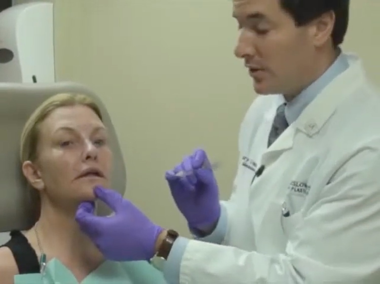 Consultation for cosmetic procedure in medical setting.